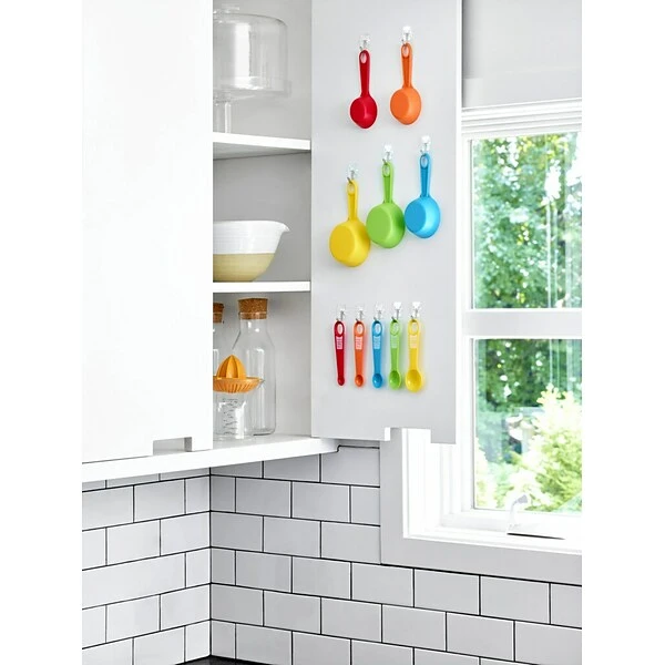 Command™ Small Wire Hooks, Clear, 9 Hooks (17067CLR-9ES) 7 Command™ Small Wire Hooks, Clear, 9 Hooks (17067CLR-9ES) - Image 5