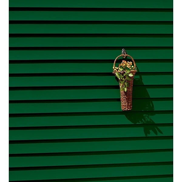 Command™ Outdoor Medium Terrace Hooks, Slate, 2 Hooks (17086S-AWES) 5 Command™ Outdoor Medium Terrace Hooks, Slate, 2 Hooks (17086S-AWES) - Image 3